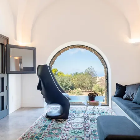 Dammusi Itaca * Scauri (Sicily)