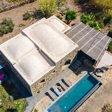 Вилла Dammusi Itaca Scauri (Sicily)