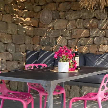 Dammusi Itaca Scauri (Sicily)