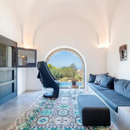 Dammusi Itaca Scauri (Sicily)