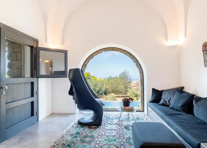 Dammusi Itaca * Scauri (Sicily)