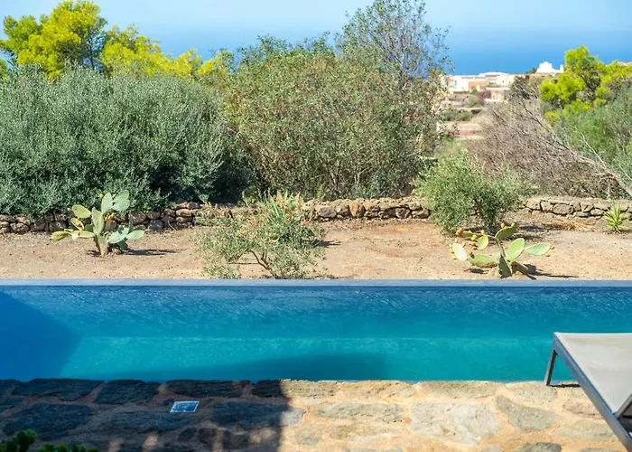 Villa Dammusi Itaca Scauri (Sicily)