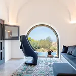 Dammusi Itaca * Scauri (Sicily)
