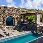 Villa Dammusi Itaca *