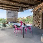 Dammusi Itaca Scauri (Sicily)