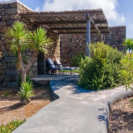 Dammusi Itaca * Scauri